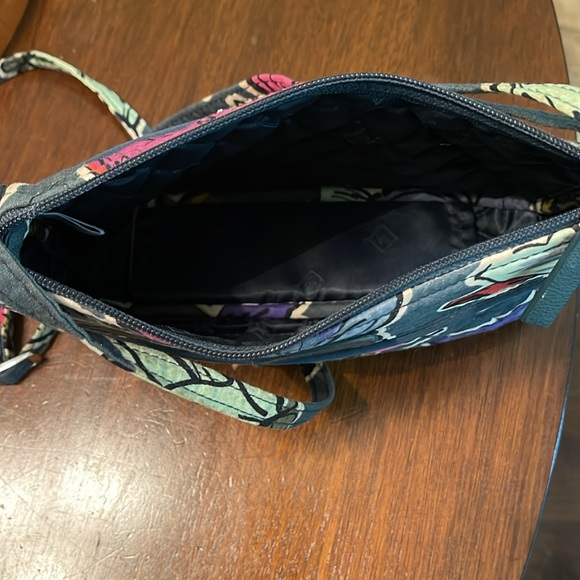Vera Bradley Falling Flowers Little Crossbody Bag and Matching Keychain Set - Picture 6 of 10